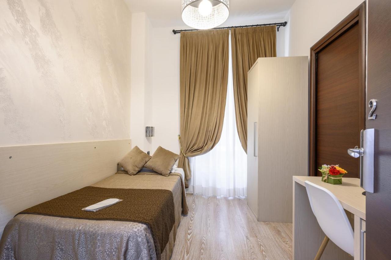 Cola Di Rienzo 3* Rom